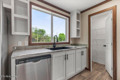 Tiny photo for 9 Hamilton Ave, Englewood, TN 37329 (MLS # 1347928)