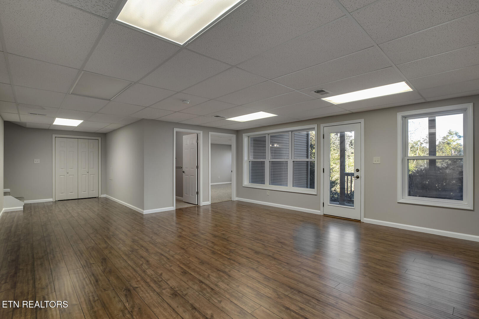 Loudon, Tennessee 37774, United States, 4 Bedrooms Bedrooms, ,3 BathroomsBathrooms,Residential,Active,89310