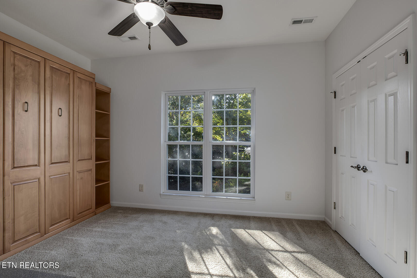 Loudon, Tennessee 37774, United States, 4 Bedrooms Bedrooms, ,3 BathroomsBathrooms,Residential,Active,89310