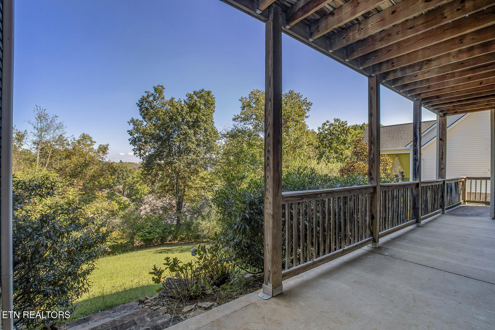 Loudon, Tennessee 37774, United States, 4 Bedrooms Bedrooms, ,3 BathroomsBathrooms,Residential,Active,89310