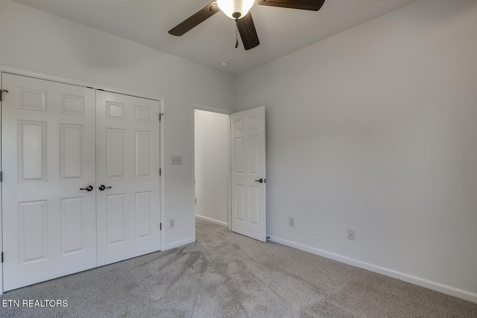 Loudon, Tennessee 37774, United States, 4 Bedrooms Bedrooms, ,3 BathroomsBathrooms,Residential,Active,89310