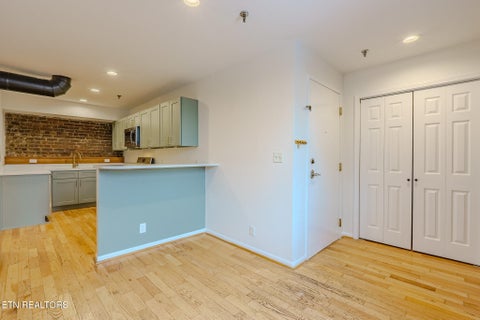 Tiny photo for 105 W Jackson Ave #2, Knoxville, TN 37902 (MLS # 1353031)