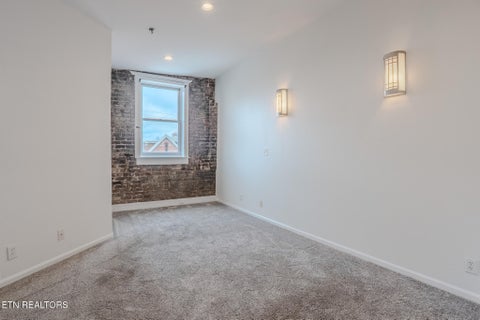 Tiny photo for 105 W Jackson Ave #2, Knoxville, TN 37902 (MLS # 1353031)