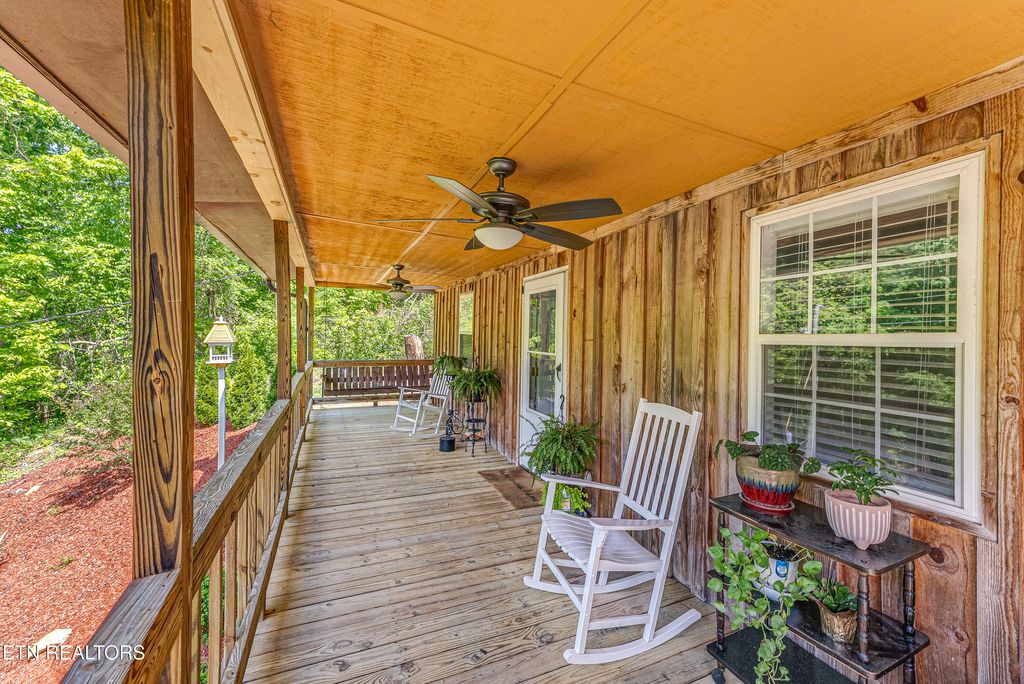 Photo of 2881 Maples Branch Rd, Sevierville, TN 37876 (MLS # 1338490)