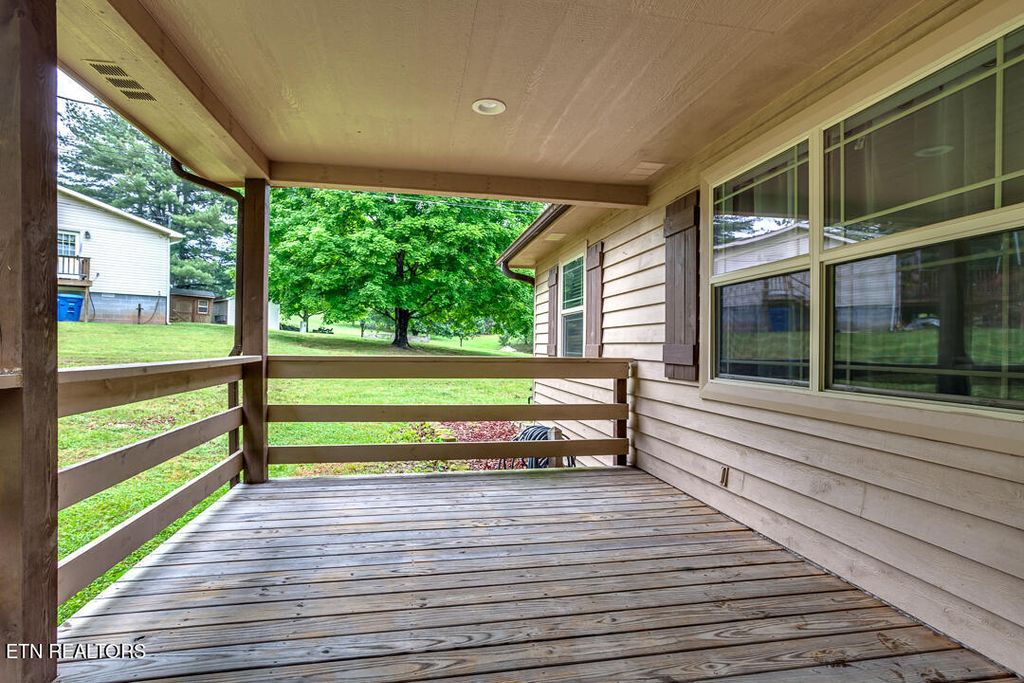 Photo of 4642 Moon Lane, Strawberry Plains, TN 37871 (MLS # 1261748)