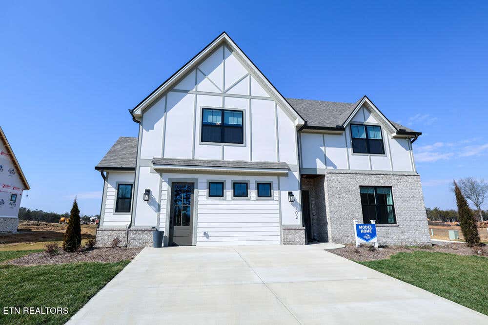 Photo of 102 Clover Circle, Lenoir City, TN 37772 (MLS # 1352617)