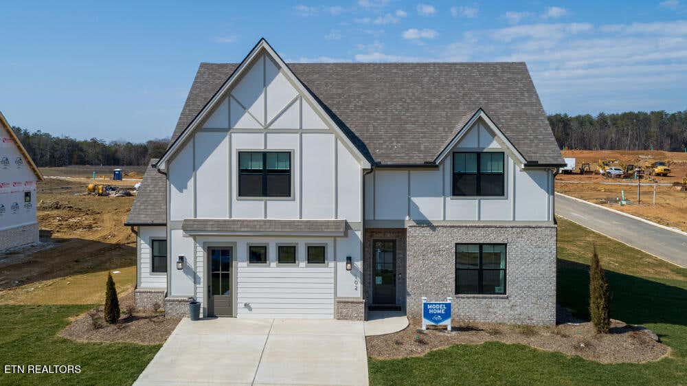 Photo of 102 Clover Circle, Lenoir City, TN 37772 (MLS # 1352617)
