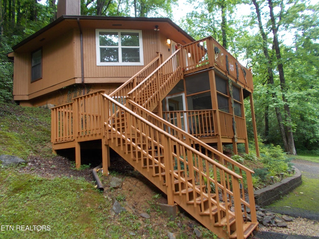 Photo of 1157 Villa Lane Lane, Gatlinburg, TN 37738 (MLS # 1344595)