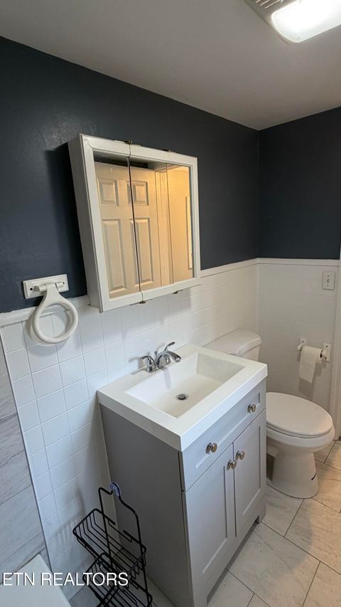 Tiny photo for 521 W 1st Ave, Lenoir City, TN 37771 (MLS # 1329156)