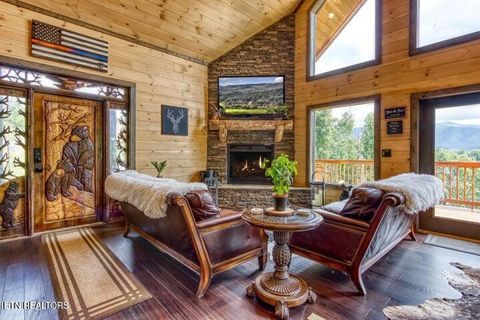 Tiny photo for 1019 Daisy Lane, Gatlinburg, TN 37738 (MLS # 1319157)