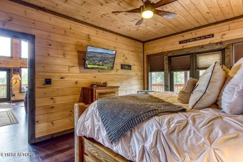 Tiny photo for 1019 Daisy Lane, Gatlinburg, TN 37738 (MLS # 1319157)