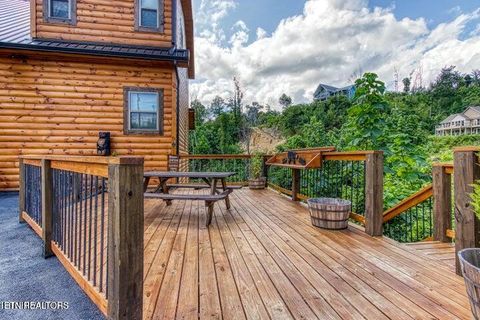 Tiny photo for 1019 Daisy Lane, Gatlinburg, TN 37738 (MLS # 1319157)