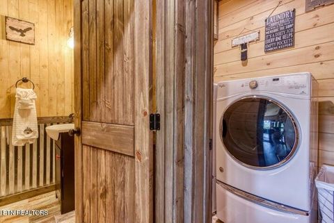 Tiny photo for 1019 Daisy Lane, Gatlinburg, TN 37738 (MLS # 1319157)