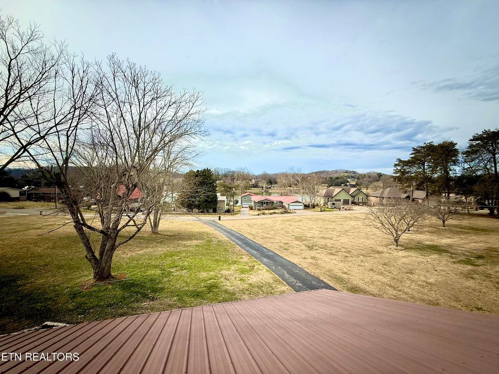 Photo of 842 Collie Cove Court, Friendsville, TN 37737 (MLS # 1324483)