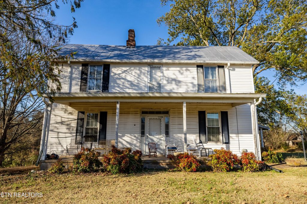 Photo of 11360 Roberson Springs Road Rd, Loudon, TN 37774 (MLS # 1322483)