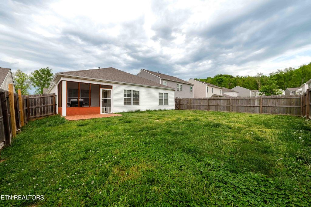 Photo of 9455 avian forest lane Lane, Heiskell, TN 37754 (MLS # 1299538)