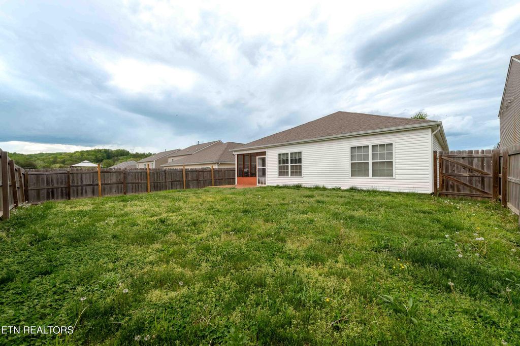 Photo of 9455 avian forest lane Lane, Heiskell, TN 37754 (MLS # 1299538)
