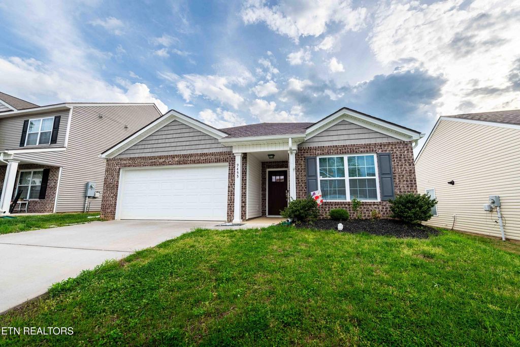 Photo of 9455 avian forest lane Lane, Heiskell, TN 37754 (MLS # 1299538)