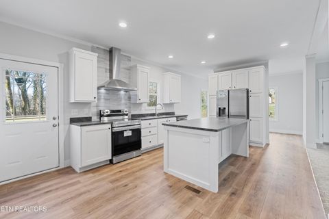 Tiny photo for 1020 Fuller Ave, Knoxville, TN 37915 (MLS # 1326295)