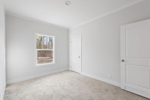 Tiny photo for 1020 Fuller Ave, Knoxville, TN 37915 (MLS # 1326295)