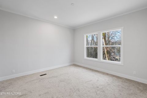 Tiny photo for 1020 Fuller Ave, Knoxville, TN 37915 (MLS # 1326295)