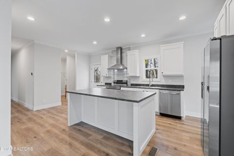 Tiny photo for 1020 Fuller Ave, Knoxville, TN 37915 (MLS # 1326295)