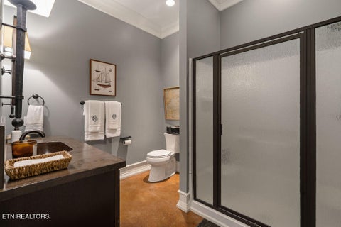 Tiny photo for 210 Casa Del Lago Way, Lenoir City, TN 37772 (MLS # 1348246)
