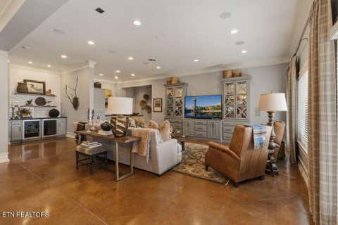 Tiny photo for 210 Casa Del Lago Way, Lenoir City, TN 37772 (MLS # 1348246)