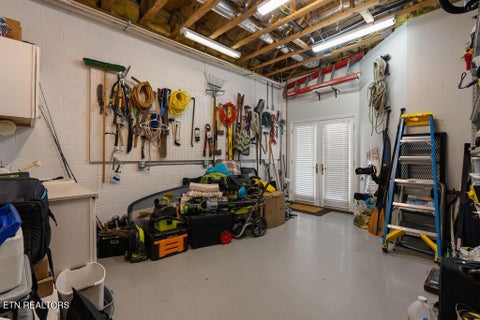 Tiny photo for 210 Casa Del Lago Way, Lenoir City, TN 37772 (MLS # 1348246)