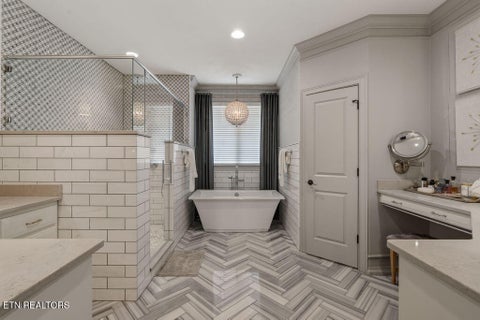 Tiny photo for 210 Casa Del Lago Way, Lenoir City, TN 37772 (MLS # 1348246)
