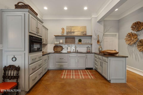 Tiny photo for 210 Casa Del Lago Way, Lenoir City, TN 37772 (MLS # 1348246)