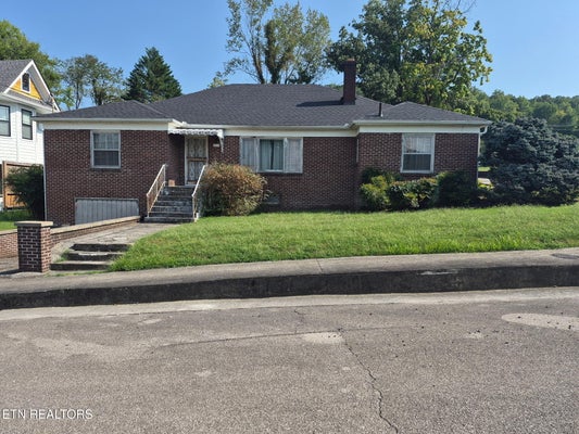 117 ROANE ST, OLIVER SPRINGS, TN 37840 - Image 2ee64a841e8a375c0931b293520e76f3/468998871
