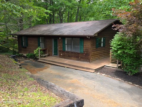 Photo of 624 Pinemont Drive, Pigeon Forge, TN 37863 (MLS # 1346579)