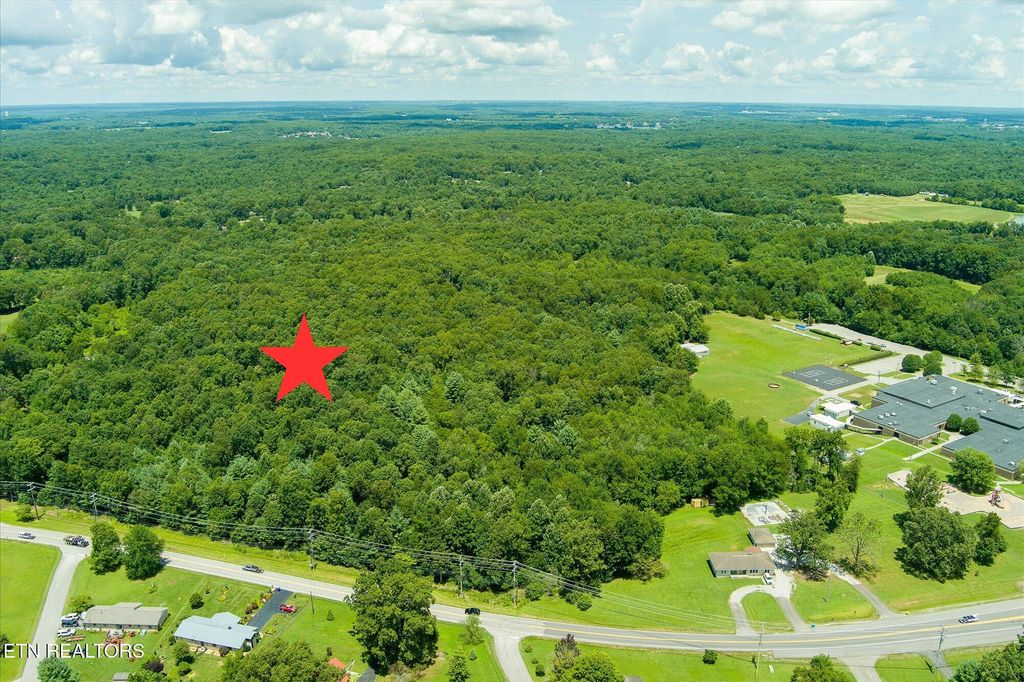 Photo of 25 Lantana Rd, Crossville, TN 38572 (MLS # 1335928)