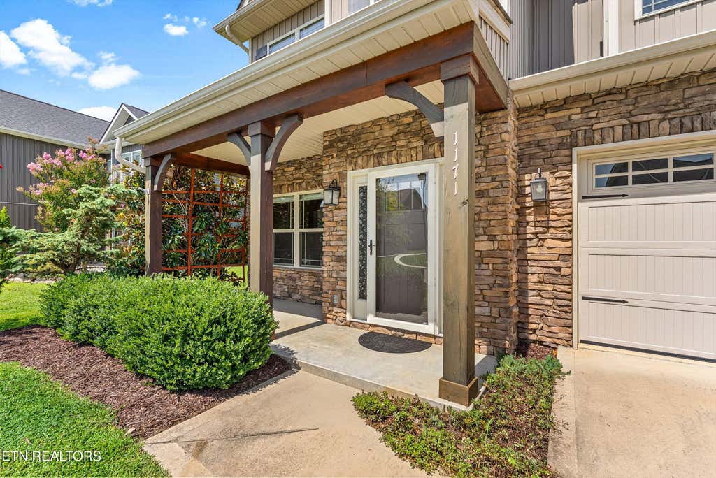 Photo of 1171 Aspen Glen Drive, Alcoa, TN 37701 (MLS # 1352880)