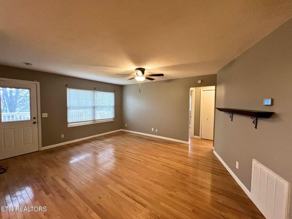 Photo of 2805 Big Bend Drive, Maryville, TN 37803 (MLS # 1321708)