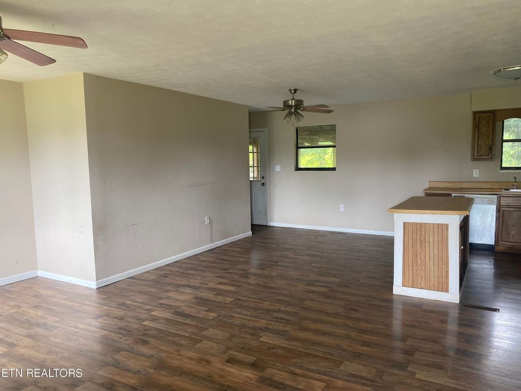 Photo of 2841 Shiloh Circle, Strawberry Plains, TN 37871 (MLS # 1239728)