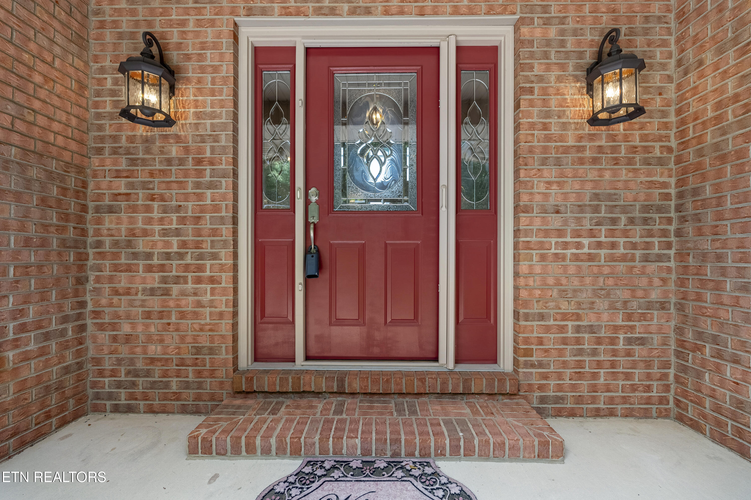 10 Claremont Circle