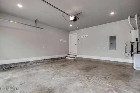 Tiny photo for 4037 SW Hiawatha Drive, Knoxville, TN 37919 (MLS # 1335485)