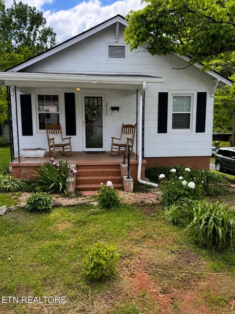 Photo of 2111 Eastview Ave, Jefferson City, TN 37760 (MLS # 1339307)