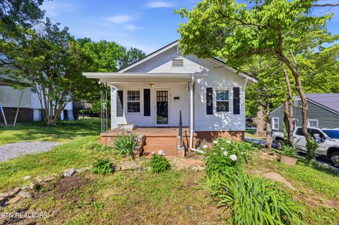 Photo of 2111 Eastview Ave, Jefferson City, TN 37760 (MLS # 1339307)