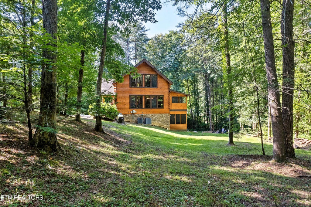 Photo of 2339 Bogle Spring Loop, Sevierville, TN 37862 (MLS # 1345699)