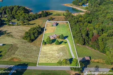 Tiny photo for 1789 Tater Hill Rd, Bean Station, TN 37708 (MLS # 1356085)
