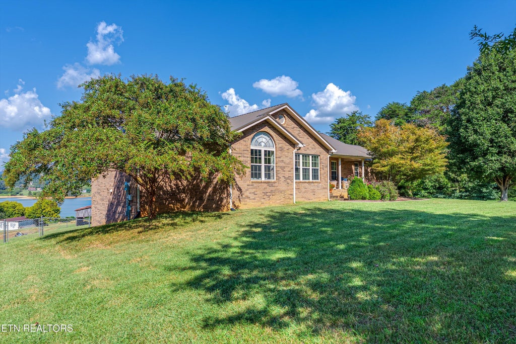 Photo of 1789 Tater Hill Rd, Bean Station, TN 37708 (MLS # 1356085)