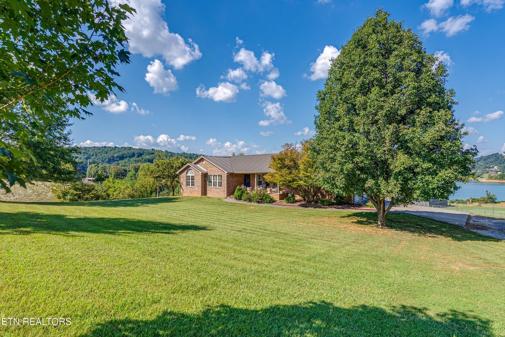 Photo of 1789 Tater Hill Rd, Bean Station, TN 37708 (MLS # 1356085)
