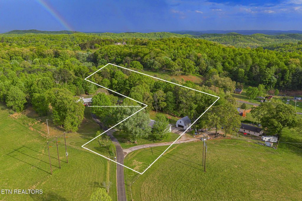 Photo of 126 Hicks Lane, Rockwood, TN 37854 (MLS # 1337534)