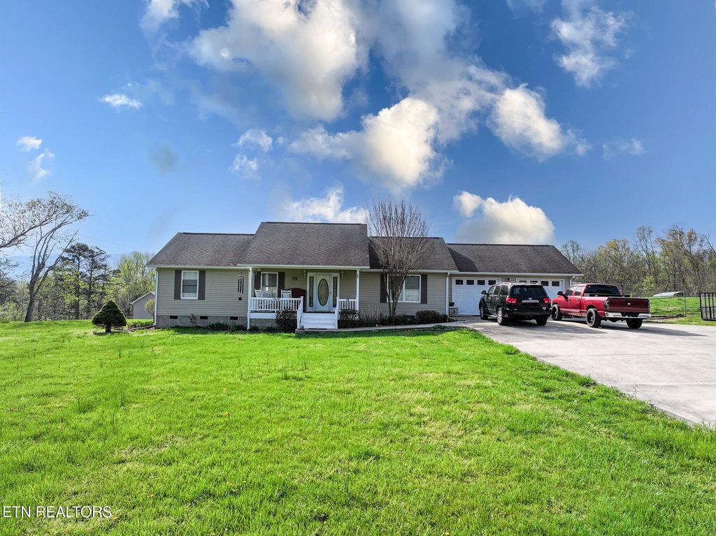 Photo of 1924 Sail Way, Newport, TN 37821 (MLS # 1296431)