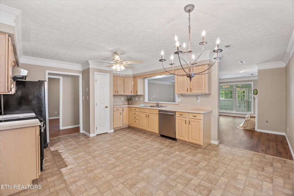 Photo of 400 Creekview Lane, Knoxville, TN 37923 (MLS # 1313873)