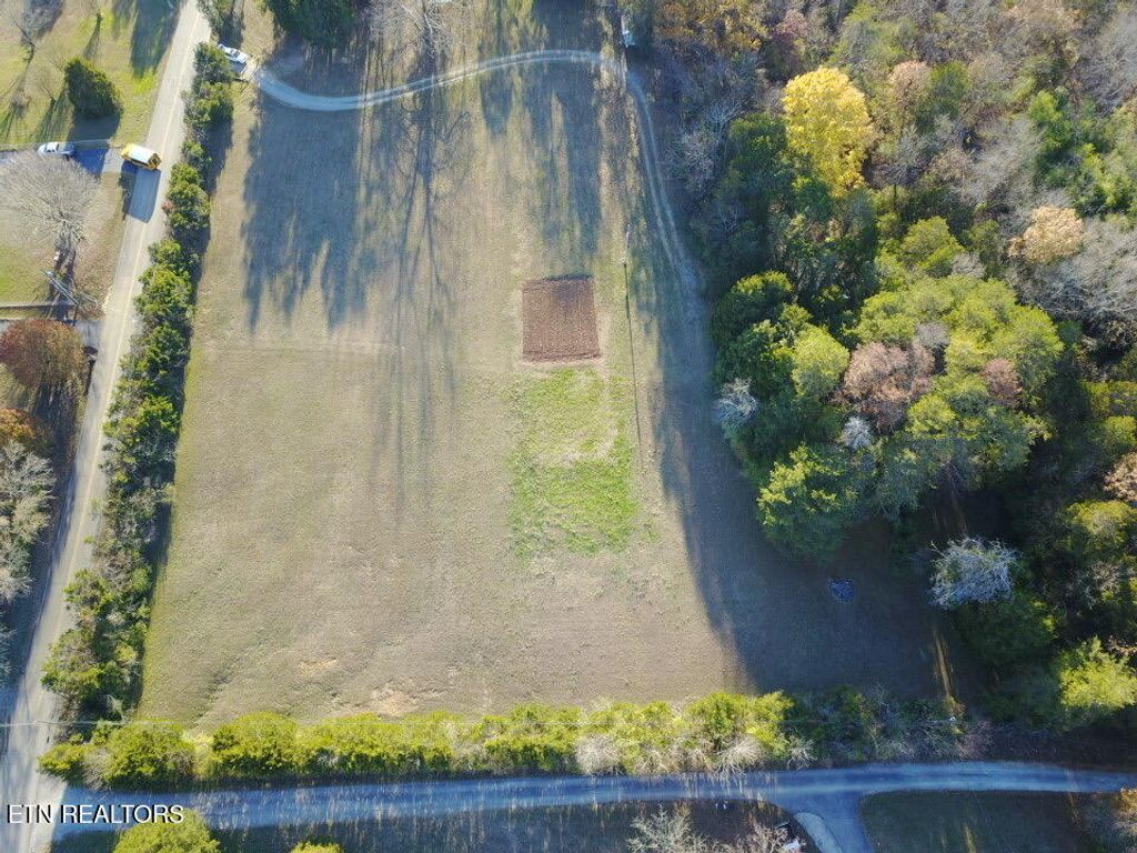 Photo of S Farnum St, Friendsville, TN 37737 (MLS # 1284350)