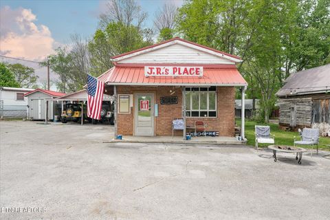 1894 McMinnville Hwy Sparta TN 38583